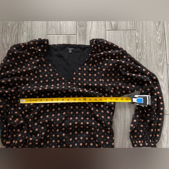 Ann Taylor|Boho floral sheer black long sleeve blouse with tie waist•Oversized - Picture 12 of 13